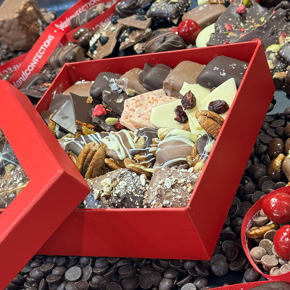 Signature Groveland Sampler Box